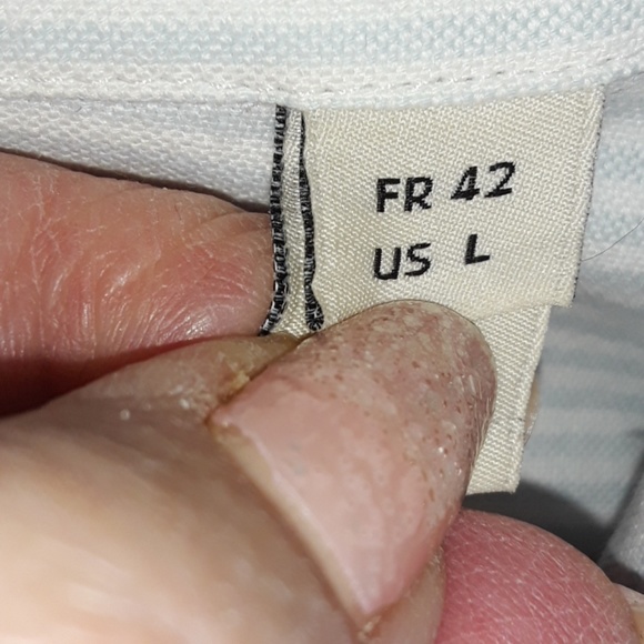 SOLD! Lacoste Regular Fit Button Down Men's Shirt EUC - Picture 4 of 8